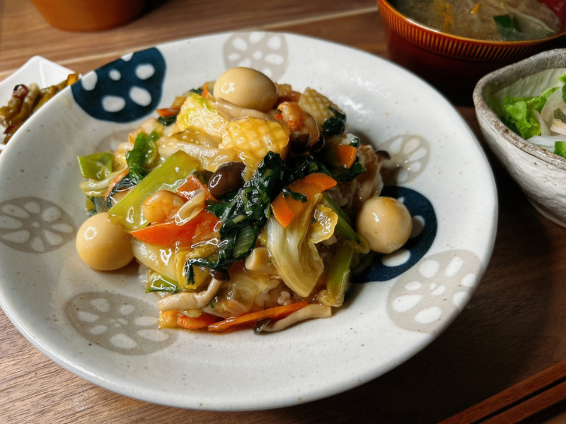 パルシステムのミールキット「8種具材の中華丼・野菜と春雨のスープセット」